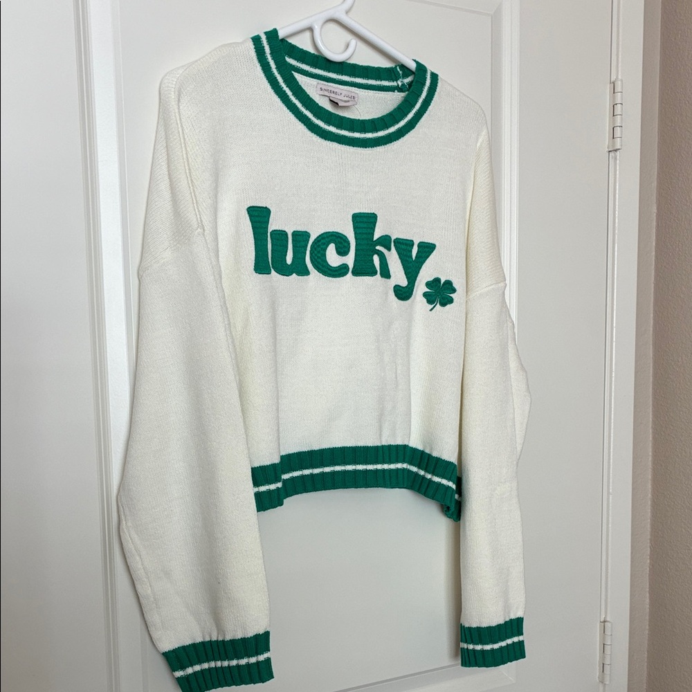 Sincerely Jules White and Green 'Lucky'  Clover Sweater size knew